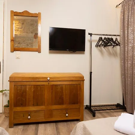 Stone House Dimitra Nyaraló