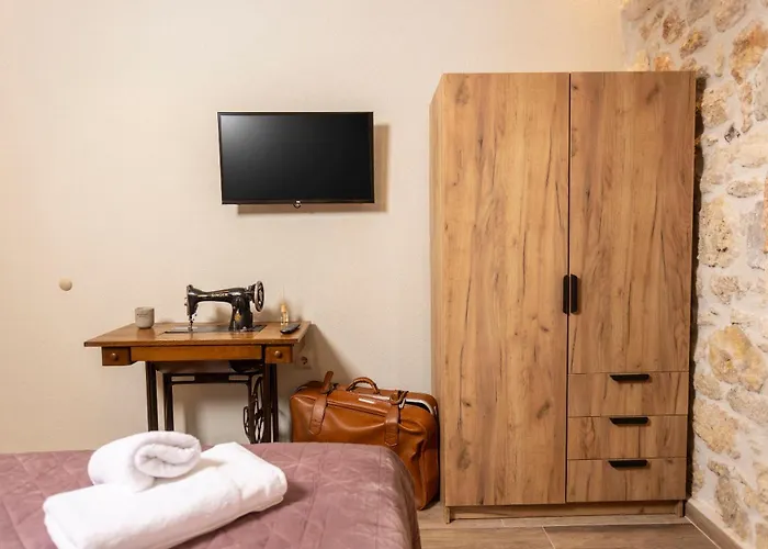 Stone House Dimitra * Polychrono