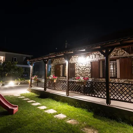 Stone House Dimitra Tatil Evi